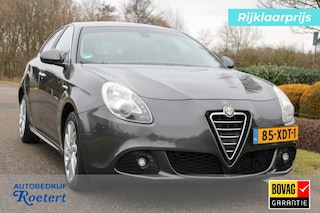 Alfa Romeo Giulietta 1.4 T 170pk Distinctive automaat ECC/cruise/navi/lm velgen