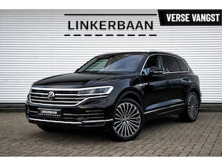 Volkswagen Touareg 3.0 TSI V6 eHybrid Elegance | Panodak | Massage | Trekhaak | 21 inch |