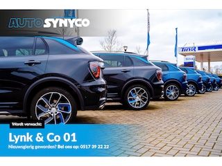 Lynk & Co 01 1.5 Plug-in Hybrid 262 Pk I 360 Camera | Panoramadak I 75 km Elektrisch I I Infinity Audio Full Map Navi I Carplay I 20 inch. LMV l 1e eigenaar