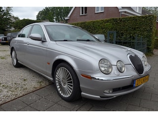 Jaguar S-type 2.5 V6 Executive