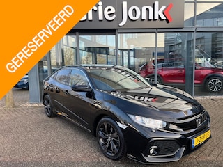 Honda Civic 1.0 i-VTEC Elegance TREKHAAK | NED.AUTO | DEALER ONDERHOUDEN | CAMERA | NAVIGATIE | PARKEER SENSOREN | STOEL VERWARMING |