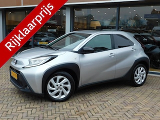Toyota Aygo 1.0 VVT-i S-CVT first | AUTOMAAT