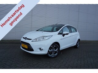 Ford Fiesta 1.25 Titanium Climate / Cruise / Elektr. ramen / Parkeersens. / Lm velgen / NAP