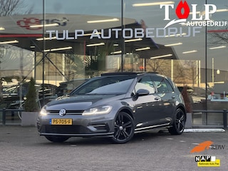 Volkswagen Golf 1.5 TSI R-line Business Pano Digital cruise