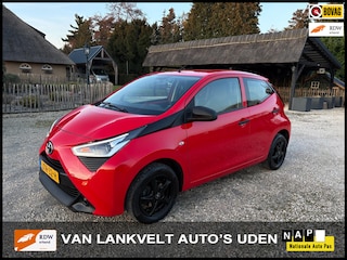 Toyota Aygo 1.0 VVT-i X-fun Airco, 15 inch, LED