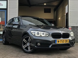 BMW 118i High Executive|Automaat|Schuifdak|Carplay|Leer|Airco|Cruise|Navi|PDC|Stoelverwarming
