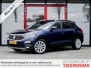 Volkswagen T-Roc 1.0 TSI Style | Origineel NL | 2e Eigenaar | Navigatie | Virtual Cockpit | Adaptieve Cruise Control | Climate Control | Apple Carplay | Android Auto | Metallic | Privacy Glas | Lichtmetalen Velgen | DAB+ Radio | Parkeersensoren |