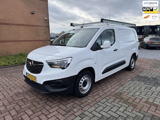 Opel Combo 1.5D L2H1 Maxi Edition, Navi, Imperiaal, Trekhaak, Inbouw, Camera, Apple Carplay,