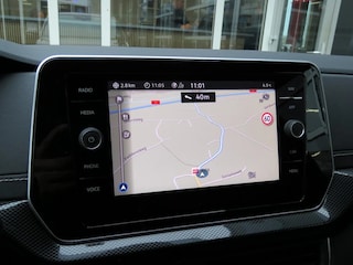 Volkswagen T-Cross R-Line AFN. TREKH. - CAMERA - AD. CRUISE 2025 km 21.000