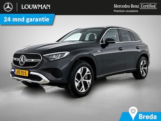 Mercedes-Benz GLC 300 e 4MATIC Plug-In Hybride Trekhaak | Avantgarde | Memory Voorstoelen | Stuur en Stoelverwarming | Sfeerverlichting | Parkeerpakket met achteruitcamera. Inclusief 24 maanden MB Certified garantie voor Europa.