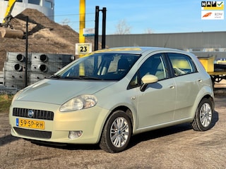 Fiat Punto Grande 1.4 Edizione Prima