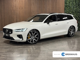 Volvo V60 T8 AWD Recharge Polestar Long Range Bowers & Wilkins | Schuifdak | 455pk | Trekhaak | 20 Inch | Crystal White | Head-Up Display | Adaptieve Cruise Control | Stoelverwarming voor+achter | Stuurwielverwarming | Google Infotainment | Full LED Meesturende koplampen | Pilot Assist | BLIS Dode Hoek Detectie | Parkeercamera | Elektrische voorstoelen geheugen | Contour Stoelen R-Design met wit stiksel en bies | Zitting verlenging voorstoelen | Lederen dashboard | Keyless Drive | Parkeersensoren voor+achter | Privacy Glass | DAB Radio | Apple Carplay/Android Auto | Volvo On Call met mobiele App functie | Crystal White Metallic | Unieke kenmerken Polestar Engineered