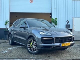 Porsche Cayenne 3.0 E-HYBRID|PLATINUM|PANO|LAGEKM|1STE EIGENAAR|2021/12|ZEER NETJES|