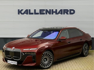 BMW i7 eDrive50 - M-Sport Pro - Skylounge - Stoelventilatie + Massage V+A - Individual Leder
