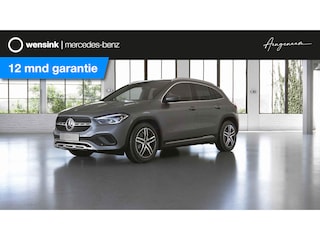 Mercedes-Benz GLA 200 Business Solution Luxury | Trekhaak | Stoelverwarming | Getint glas | Achteruitrijcamera |