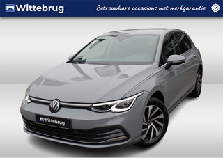 Volkswagen Golf 1.4 eHybrid 204pk Style DSG Automaat / Navigatie / APP / LM velgen / Parkeersensoren / LED Plus / Digital Cockpit Pro