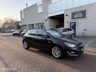 Opel Astra 1.4 Turbo Sport