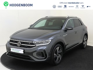 Volkswagen T-Roc 1.5 TSI R-Line | Parkeersensoren | Dodehoek detectie | Adaptieve cruise control | Digital cockpit Pro | CarPlay | Navigatie | Airco |