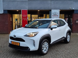 Toyota Yaris Cross 1.5 Hybrid BUSINESS PLUS KEYLESS NAVI PARK-SENSOREN CLIMA AD-CRUISE APPLE/ANDROID CAMERA 16'' LM-VELGEN