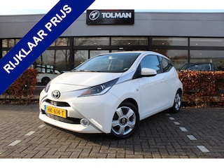 Toyota Aygo 1.0 VVT-i x-pure | Rijklaar | 'Trekhaak' | Camera | Airco | LM-velgen | El.pakket