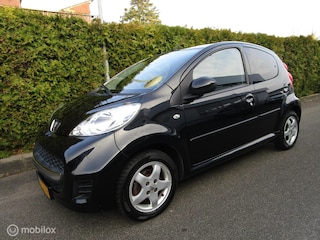 Peugeot 107 1.0 Black & Silver 5-Deurs - Airco - LM Velgen