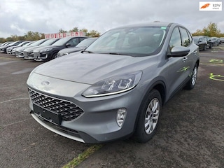 Ford Kuga 1.5 Titanium ZO GOED ALS NIEUW