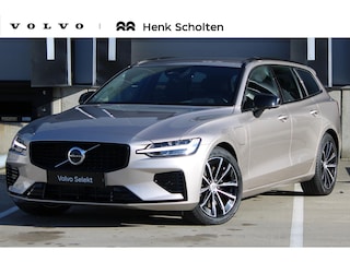 Volvo V60 T6 Plug-in hybrid AWD Plus Dark | Verwarmbare voorstoelen+stuurwiel+achterstoelen | Rondom zichtcamera | Premium audio by Harman Kardon | Verwarmbare voorruit | 18 inch Lichtmetalen velgen