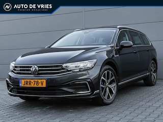 Volkswagen Passat Variant 1.4 TSI PHEV GTE 218pk Business | Zwart leder | Head up | Winterpakket | Trekhaak