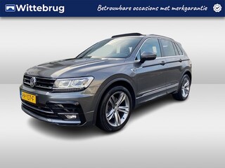 Volkswagen Tiguan 1.4 TSI ACT Highline / R-Line Exterieur / NAVI / 19"LMV / PANODAK / Elektr. klep