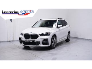 BMW X1 xDrive25e m Sport Panodak Afn. trekaah Led koplampen Stoel-/stuur verwarming Camera PDC v+a Head up
