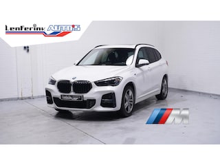 BMW X1 xDrive25e m Sport Panodak Afn. trekaah Led koplampen Stoel-/stuur verwarming Camera PDC v+a Head up