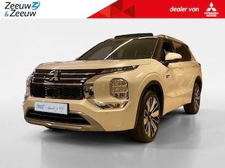Mitsubishi Outlander 2.4 PHEV | INSTYLE + | DIRECT LEVERBAAR| ZWART DAK | PRIJS INCL €6000,- VOORRAAD KORTING