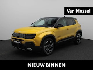 Jeep Avenger 1st Edition 54 kWh | FULL OPTION | Navigatie | Climate Control | Camera | Adaptive Cruise Control | Elektrische Achterklep | Verwamde Stoelen | 18' Lichtmetalen Velgen |