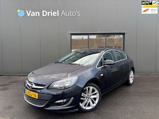 Opel Astra 1.4 Turbo Sport / Navigatie / Trekhaak!
