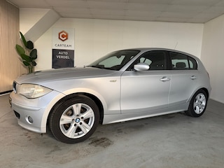 BMW 118i AIRCO, LMV, NAVIGATIE