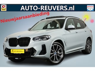 BMW X3 xDrive30e M-Sport / Panorama / Leder / HUD / Trekhaak / ACC / 360 Camera