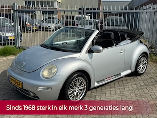 Volkswagen Beetle New Cabriolet 1.6 Turijn Comfort! Leer l Elek cabriokap l Airco l Elek pakket l LMV l Afneem trekhaak l TOPSTAAT