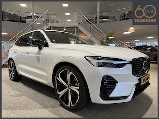 Volvo XC60 2.0 T6 Plug-in AWD Plus Dark, Massage, Luchtvering, Trekhaak