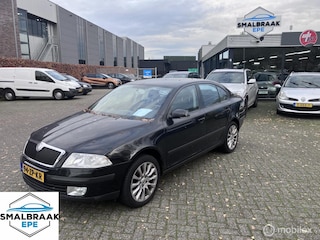 Skoda Octavia 1.6 FSI Elegance Attractive Business