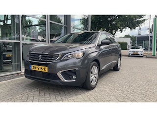 Peugeot 5008 BLUE L. EXECUTIVE 1.2PT-130pk (VOL)AUTOMAAT(EAT8) 7-PERSOONS | met VOL-LEER | TREKHAAK | NAVIGATIE&APPLECARPLAY&ANDROIDAUTO | PARKEERHULP&CAMERA