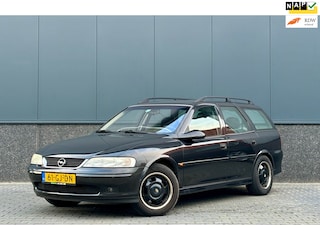 Opel Vectra Wagon 1.8-16V Business Edition