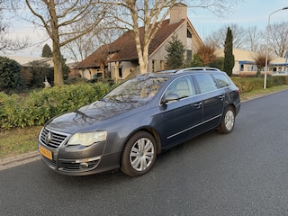 Volkswagen Passat Variant 1.8 TFSI 160PK AUT Highline•Leder•Pano