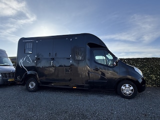 Renault Master PAARDENWAGEN | HORSETRUCK | STX | PRO SAFETY 5 | 2014 | PRO SAFETY | DUB CAB | AUTOMAAT | 5-SEAT | MARGE  | BELGISCH KENTEKEN