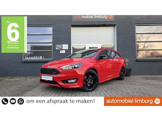 Ford Focus Wagon 1.5 Red Edition ST-line | Bi-xenon | LED | WINTERPAKKET | VOLLEDIGE ONDERHOUDSHISTORIE