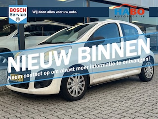 Citroën C1 1.0 ATTRACTION 5DRS AC/RADIO.CD/ST.BKR