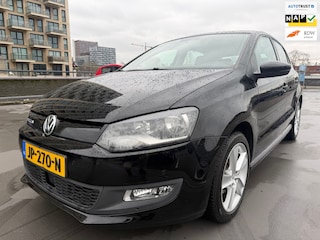 Volkswagen Polo 1.0 BlueMotion Adaptief Cruise Carplay ParkeerSensoren Voor en Achter Nette Auto