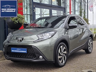 Toyota Aygo 1.0 VVT-i | LM Velgen | Cruise control | Achteruitrijcamera | Stoelverwarming |