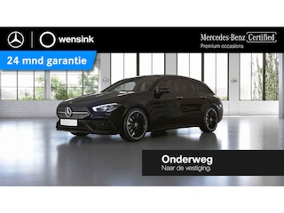 Mercedes-Benz CLA Shooting Brake 180 AMG Line | Night | Panoramadak | Stoelverwarming | Sfeerverlichting | Multispaaks AMG velgen | Widescreen |