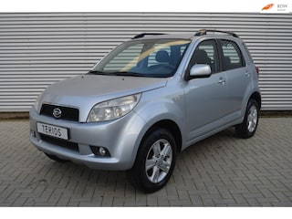 Daihatsu Terios 1.5-16v Exclusive 2WD | Airco | Electr. Pakket | Trekhaak | L.M. Velgen.