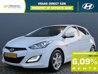 Hyundai i30 1.6 GDi Blue 135PK 5d i-Motion Plus | Trekhaak |100% Dealer Onderhouden | Winter & Zomerset | Navigatie | Achteruitrij Camera | Parkeersensoren